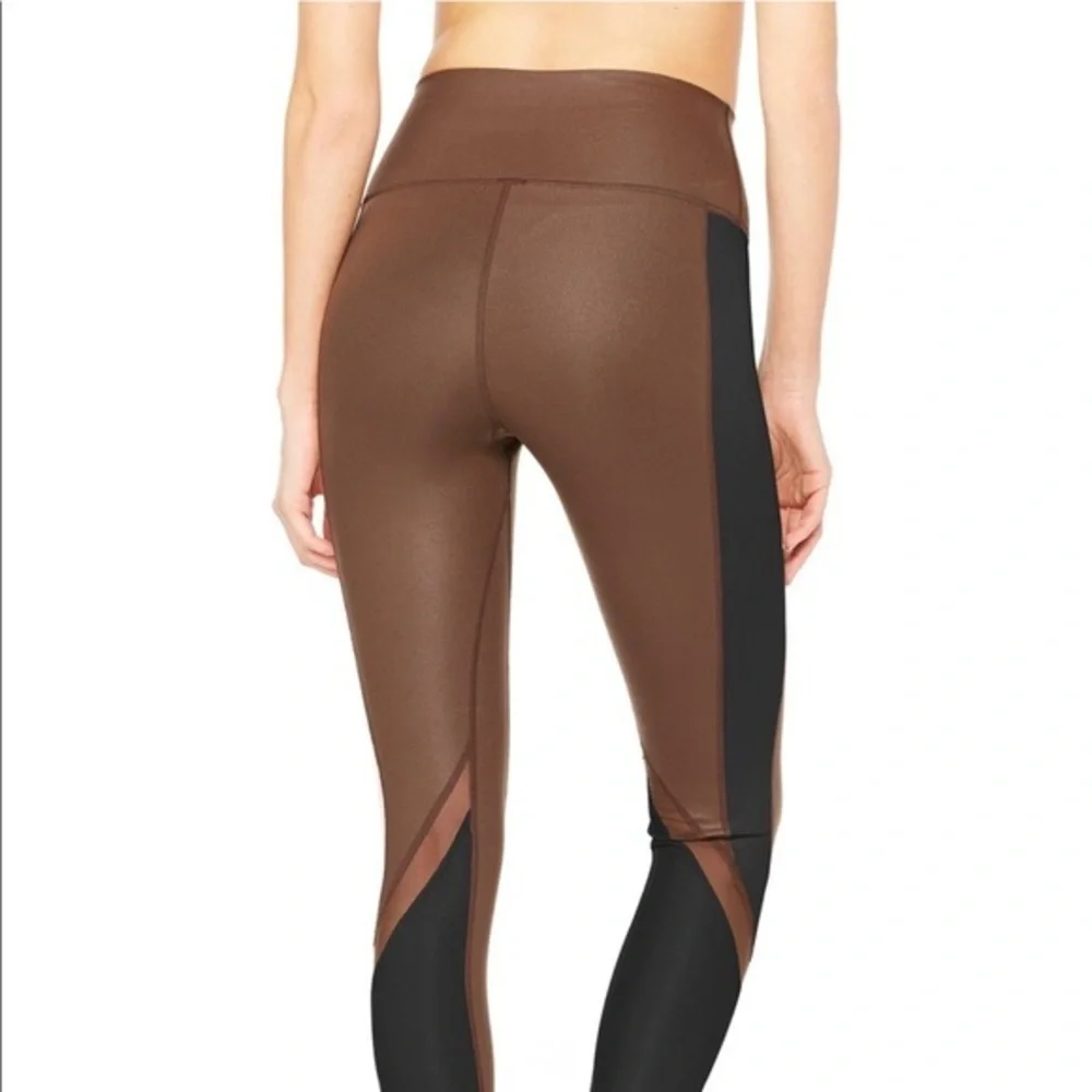 NWT alo yoga elevate leggings high waist
